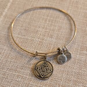 Gold Celtic Knot Bangle Bracelet